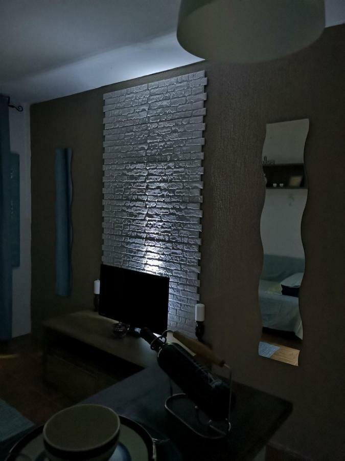 Apartmani Sarm Vir Exterior photo